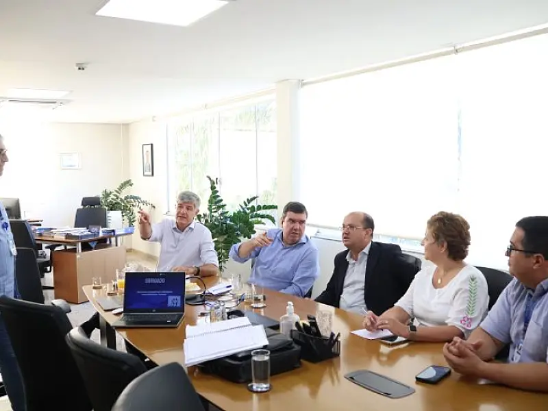 Com investimento no saneamento básico em MS, governador traça metas e avalia planejamento da Sanesul