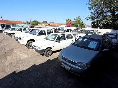 Detran realiza a partir desta segunda leilão de 61 carros para circulação
