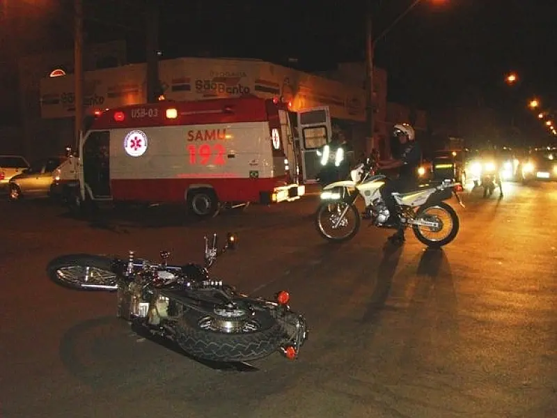 Colisão deixa motociclista ferido em Três Lagoas