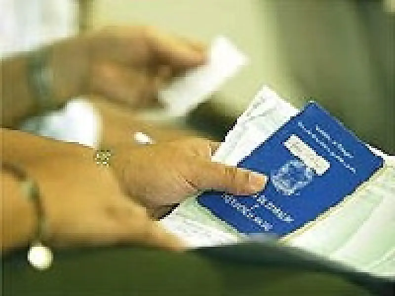 Para economista, saques do seguro-desemprego devem cair nos próximos anos
