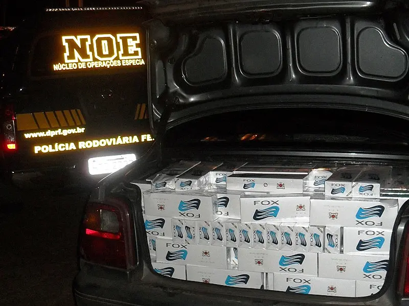 PRF apreende 875 pacotes de cigarros em Ponta Porã