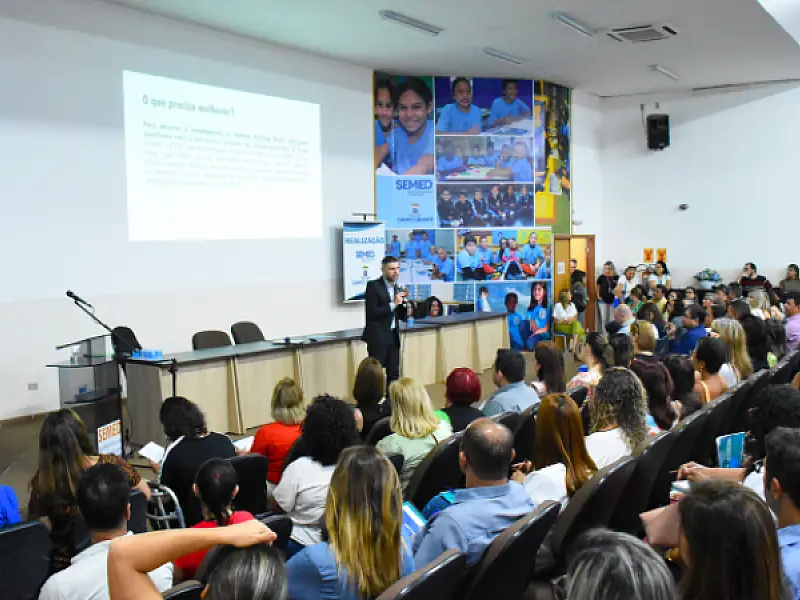 DIRETORES DA REME RECEBEM FORMAÇÃO SOBRE PROGRAMA JUNTOS PELA ESCOLA