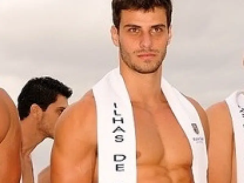Mineiro vence disputa de Mister Brasil 2011