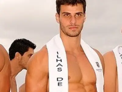 Mineiro vence disputa de Mister Brasil 2011