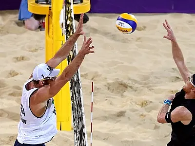 Brasil perde e fica com a prata no vôlei de praia