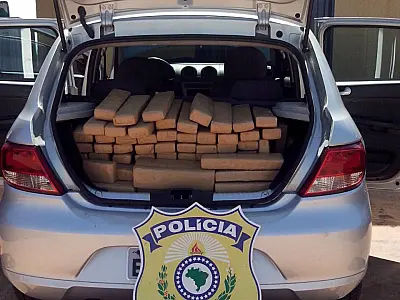 PRF apreende 224,7 kg de maconha durante fiscalização