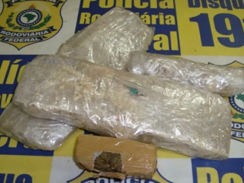 Menor é apreendida com mais de 1kg crack e 90g maconha