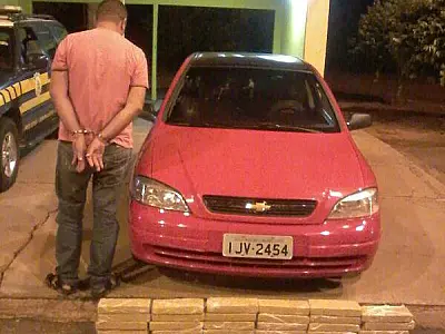Veículo de Três Lagoas é apreendido com maconha em Água Clara