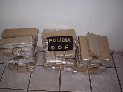 DOF apreende 71kg de maconha em veículos em Ponta Porã