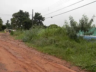 Moradores do bairro Maria Aparecida Pedrossian reclamam com a falta de cuidados