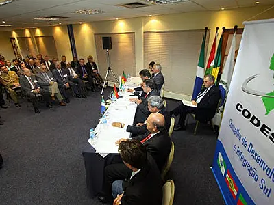 Governadores do Codesul defendem atuação mais forte em um novo pacto federativo