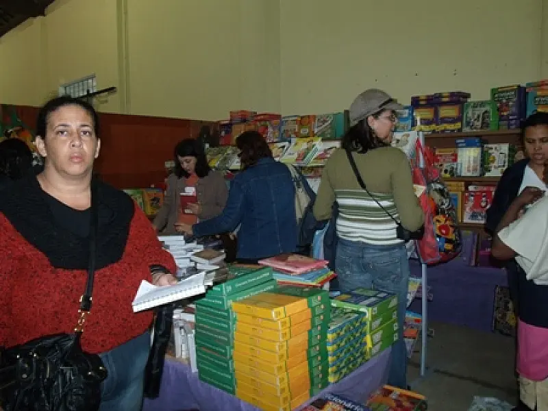 Feira Caminhos da Leitura leva 25 mil pessoas ao Armazém Cultural