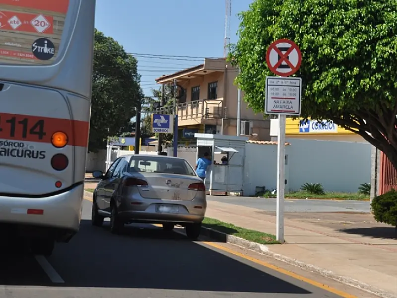 Agetran realiza fiscalização educativa na avenida Júlio de Castilho