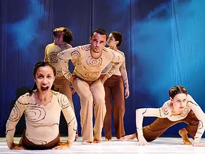 Espetáculo de dança é apresentado gratuitamente na Capital