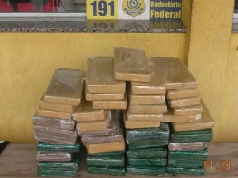 Pedreiro é preso com 44,5 kg de maconha