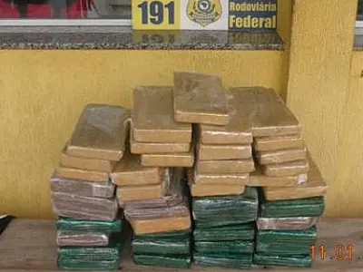 Pedreiro é preso com 44,5 kg de maconha