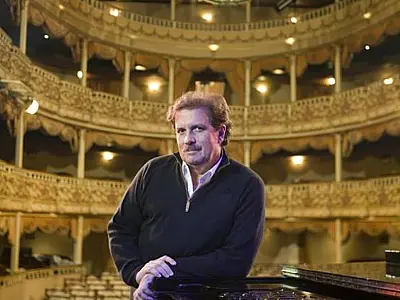 Noiva Fashion 2013 terá show com maestro do rei Roberto Carlos