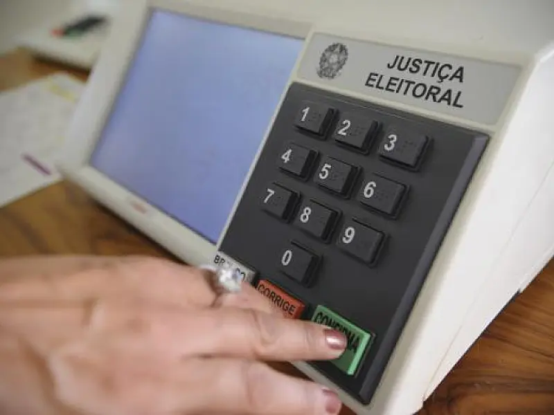 Eleitor que não votou nem justificou no 1º turno pode votar normalmente no 2º