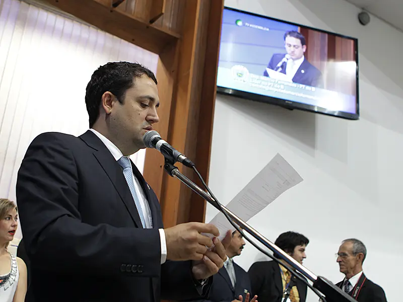 Lei obriga comerciantes divulgarem selo de consumo de energia em publicidade