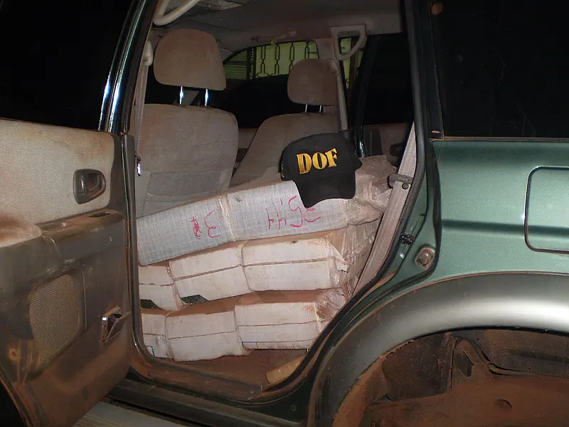 DOF encontra 233 kg de maconha em veículo abandonado em Dourados