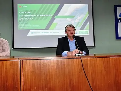Pesquisadores apresentam vantagens do uso de pó de rocha no melhoramento do solo
