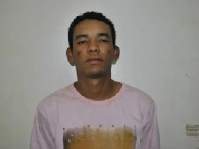 Polícia prende jovem traficando pasta base em Dourados