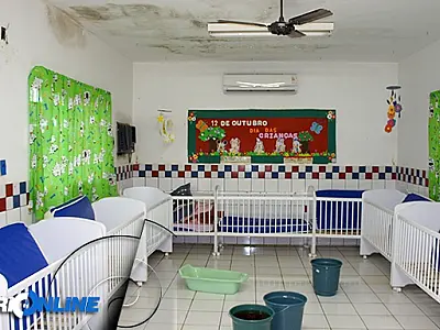 Chuva alaga berçário de creche em Corumbá
