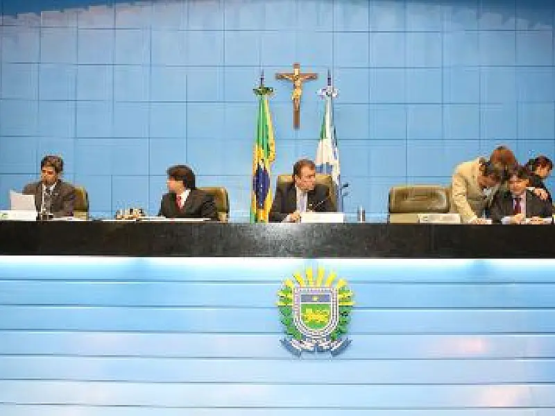 Deputados aprovam quatro projetos nesta quinta-feira