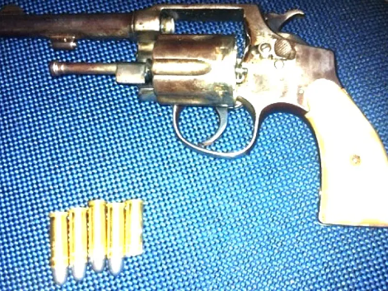 PM prende homem portando arma sem registro em Anastácio