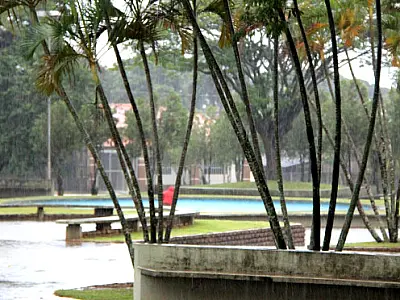 MS 40 anos: Governo revitaliza espaço de lazer e incentiva produção familiar em Itaquiraí