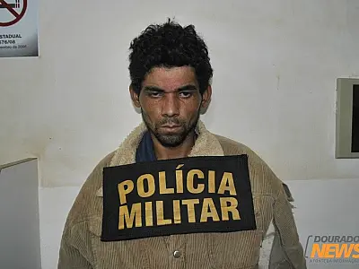 Homem é preso após arrombar porta e furtar açougue