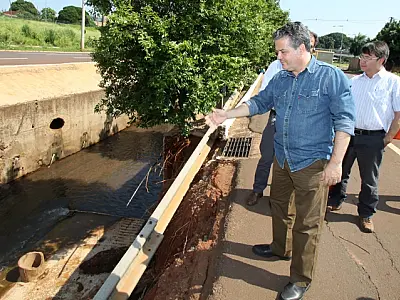 Capital tem obras de contenção no córrego Segredo retomadas pela Prefeitura