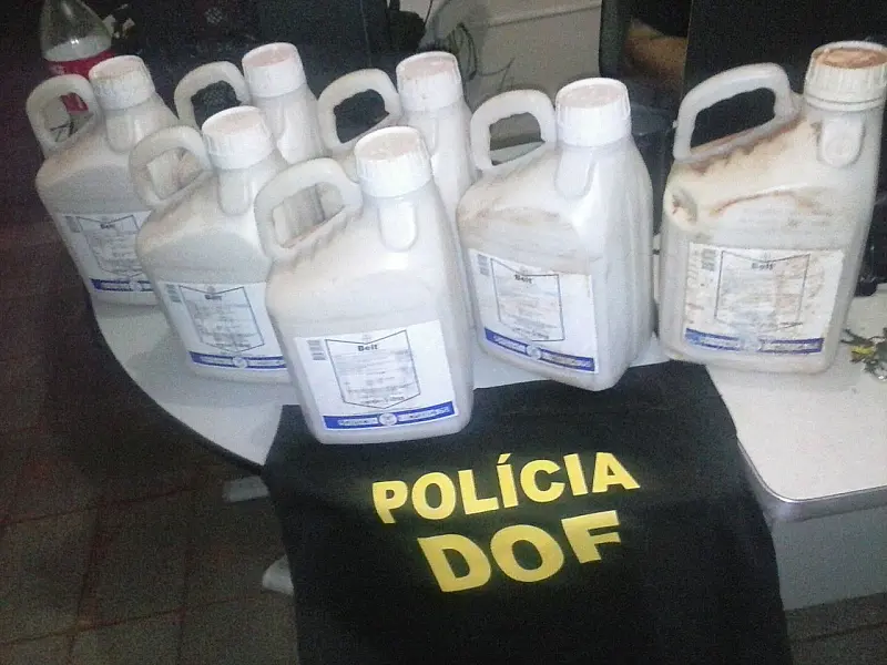 DOF apreende inseticida furtado em fazenda