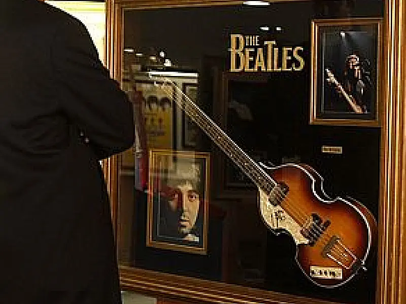 Leilão terá mais de 120 itens dos Beatles