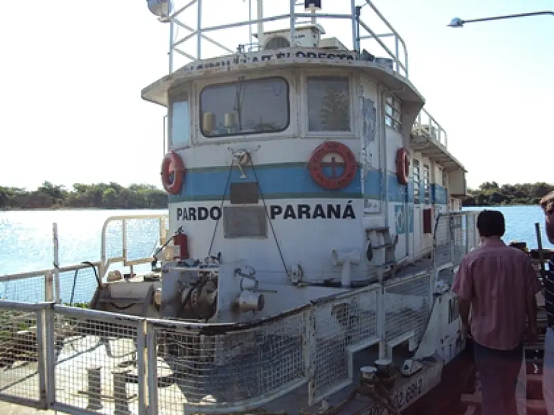 Embarcação de MS avaliada em 570 mil vai a leilão