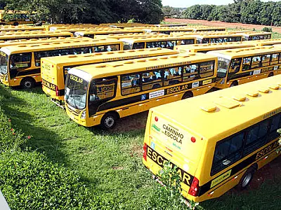 Cerca de 60 mil alunos serão beneficiados com o repasse dos 300 ônibus escolares