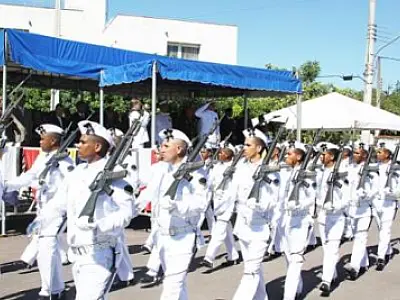 No dia do Marinheiro, Comando do 6° Distrito Naval realiza Cerimônia Militar