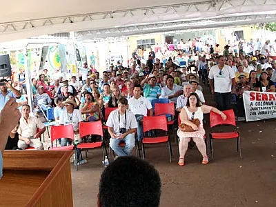 Delcidio defende expansão da agricultura familiar em MS