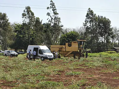 Criança é atropelada por colheitadeira e morre em Dourados
