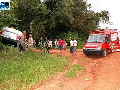 Homem morre após capotar carro em Angélica