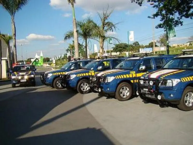 PRF de Mato Grosso do Sul recebe 10 novas viaturas