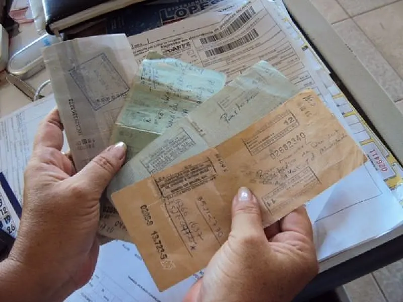 Sazonalidade e inflação puxam a maior alta de cheques devolvidos desde maio de 2009