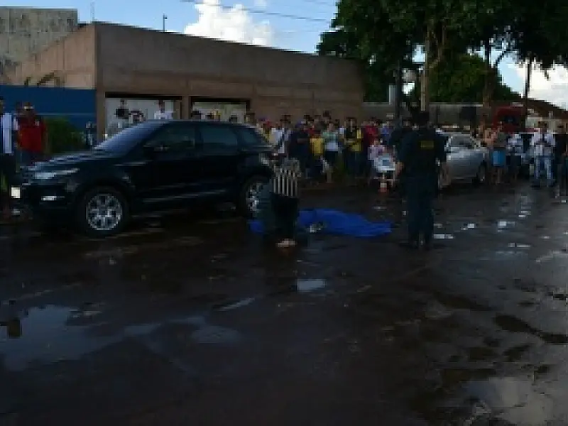 Homem é fuzilado em frente escola em Ponta Porã
