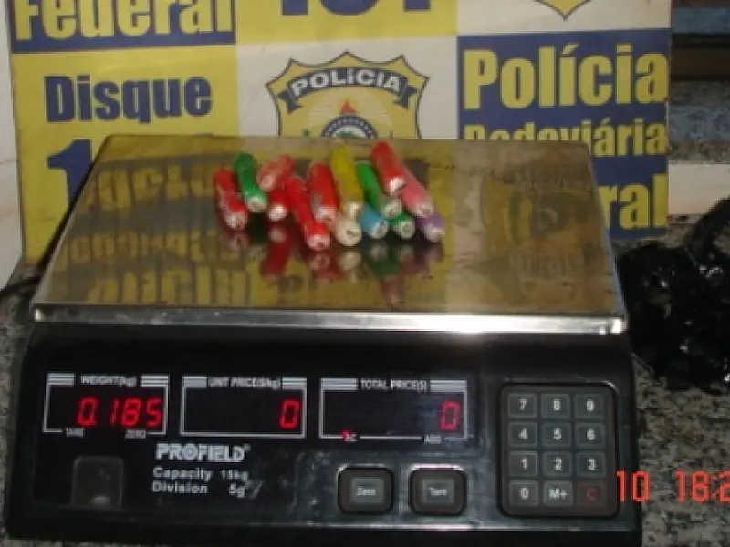 PRF apreende 185g de cocaína em Ponta Porã