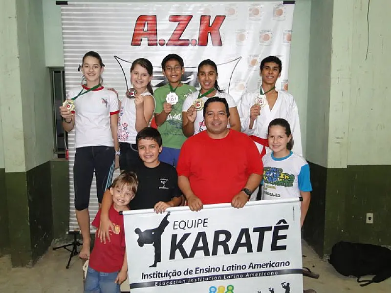 Atletas representam MS no Campeonato de Karatê em Tupi Paulista