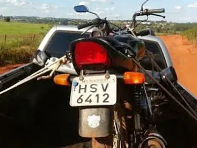 PC localiza moto furtada em meio a canavial em Naviraí