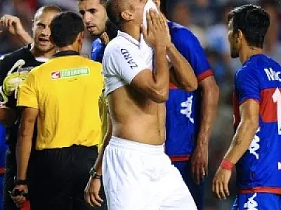 Luis Fabiano é expulso e ticolor embata no primeiro jogo da final da Sul-americana