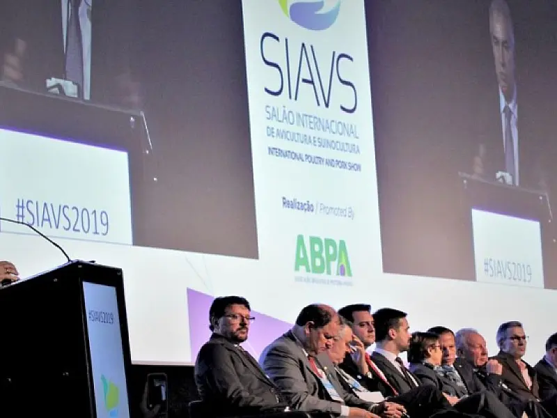Para ampliar cadeia produtiva, Governo vai moldar suinocultura em regras similares ao Precoce MS