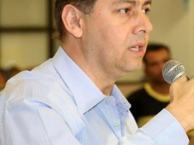 Bernal vai à Brasília participar de evento nacional