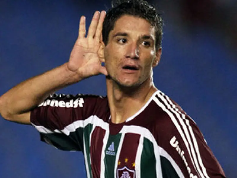 Fim da Novela: Thiago Neves é do Fluminense